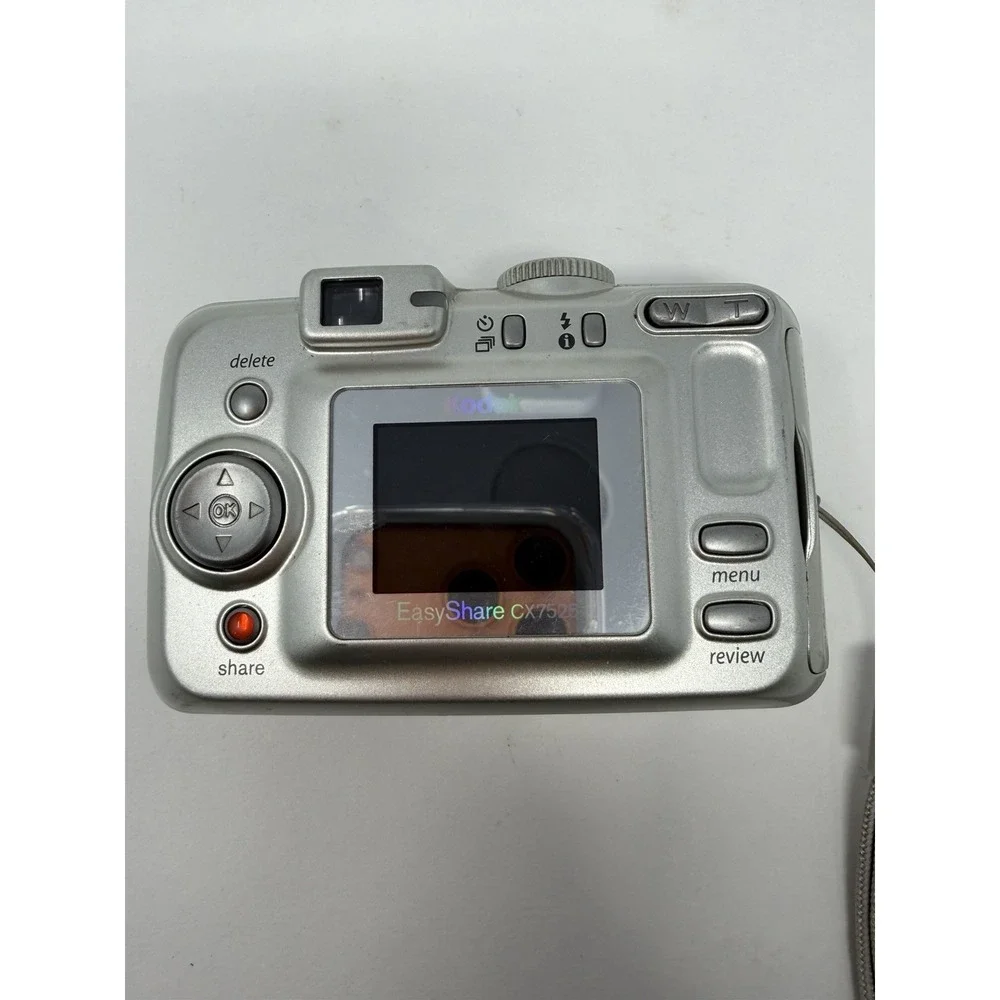 Kodak EasyShare CX7525 5.0MP Digital Camera -‎ Silver - Vintage Y2K - TESTED